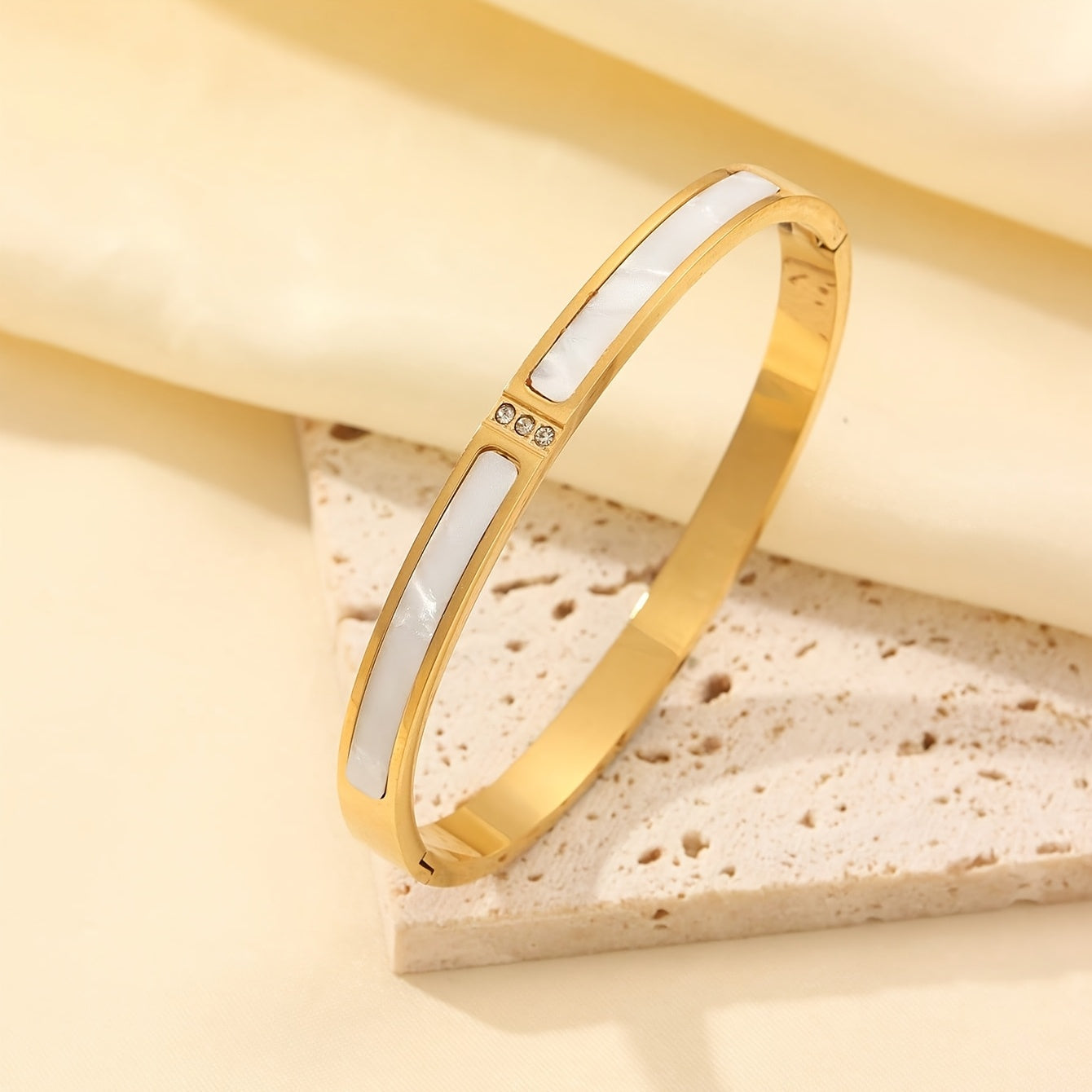 5pcs Women’s 18K Gold-Plated Multicolor Bracelets – Unique Fashion Gift Set